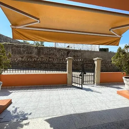 Nucha Holiday home *